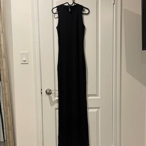 SKIMS Black Sleeveless Maxi Body Con Dress (Super Flattering)